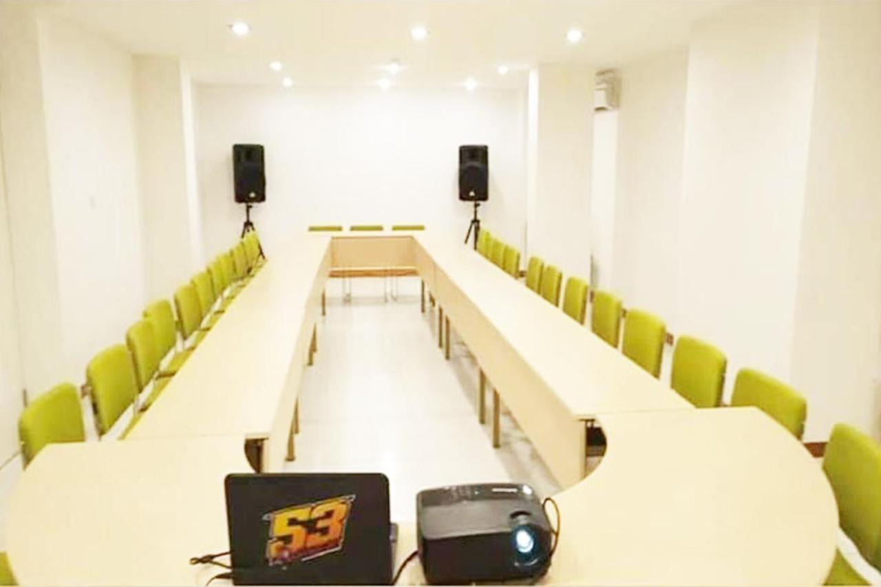 Singaraja Hotel - Chse Certified Εξωτερικό φωτογραφία