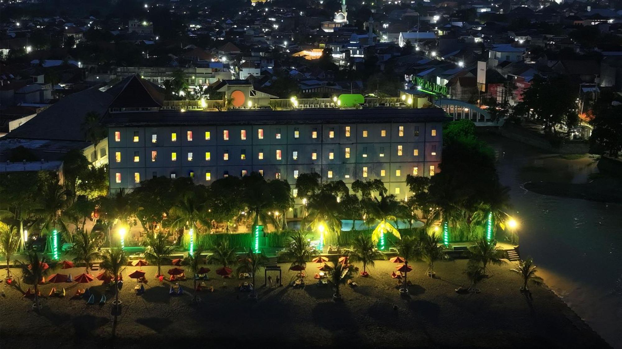 Singaraja Hotel - Chse Certified Εξωτερικό φωτογραφία